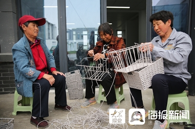賈針 一技之長傳百家，技能脫貧結(jié)碩果